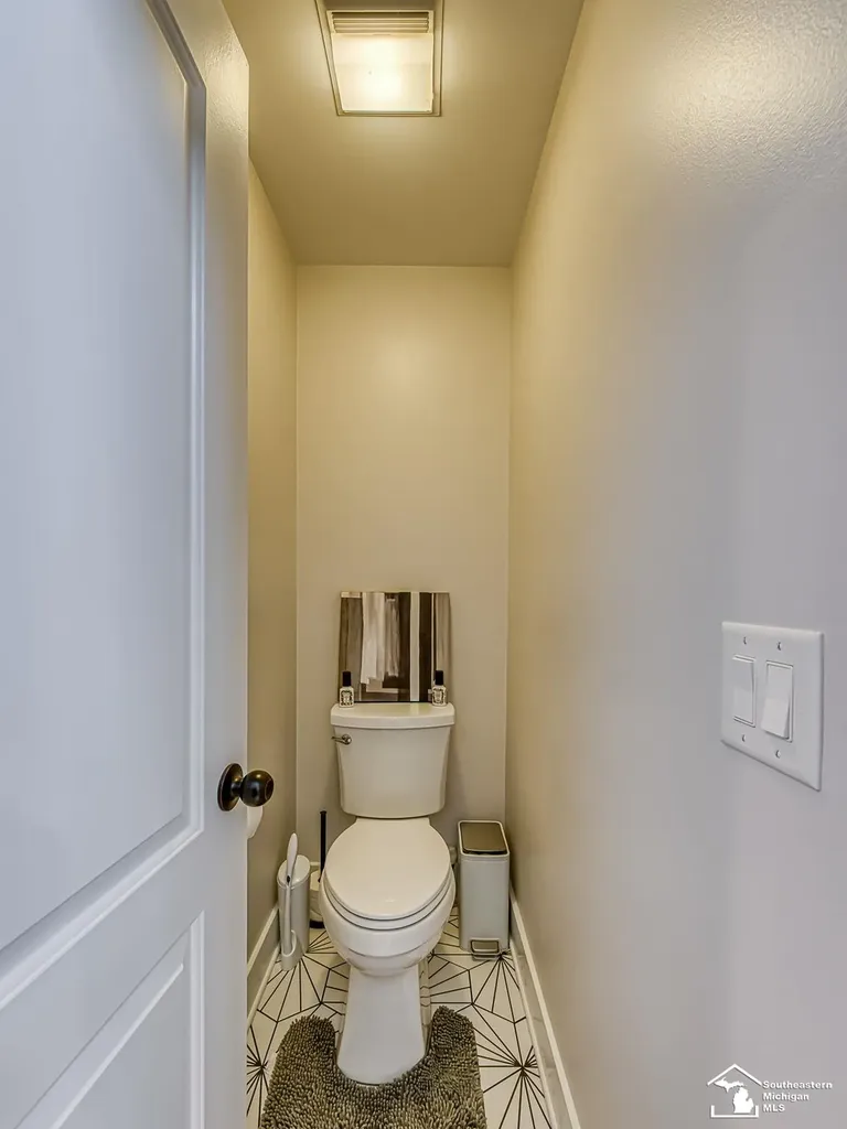816 Regents Park Drive Monroe Charter Township MI 48161