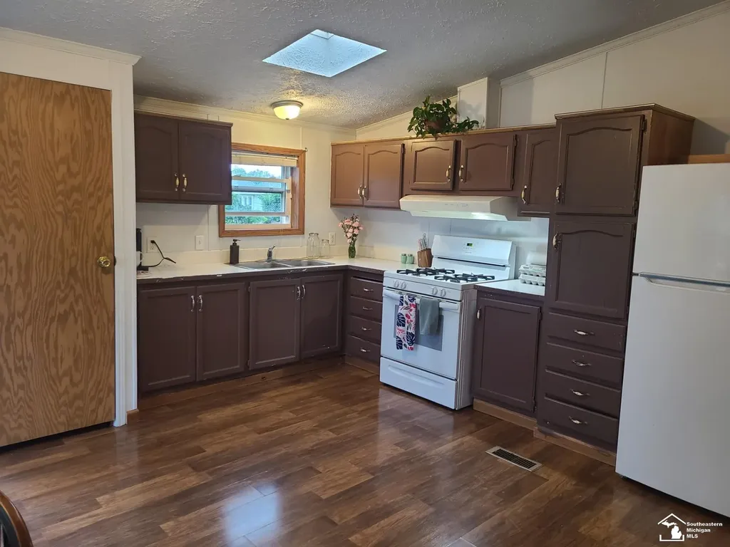 3202 Ferndale Street Frenchtown Township MI 48162