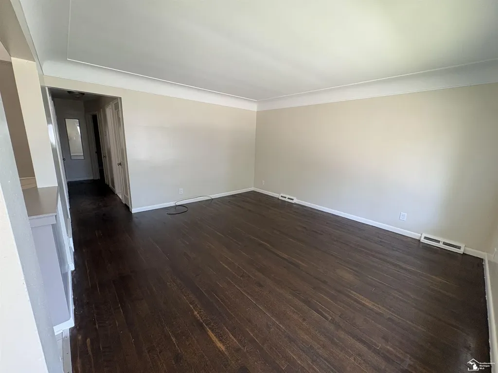 25 W Auburn Street Ecorse City MI 48229