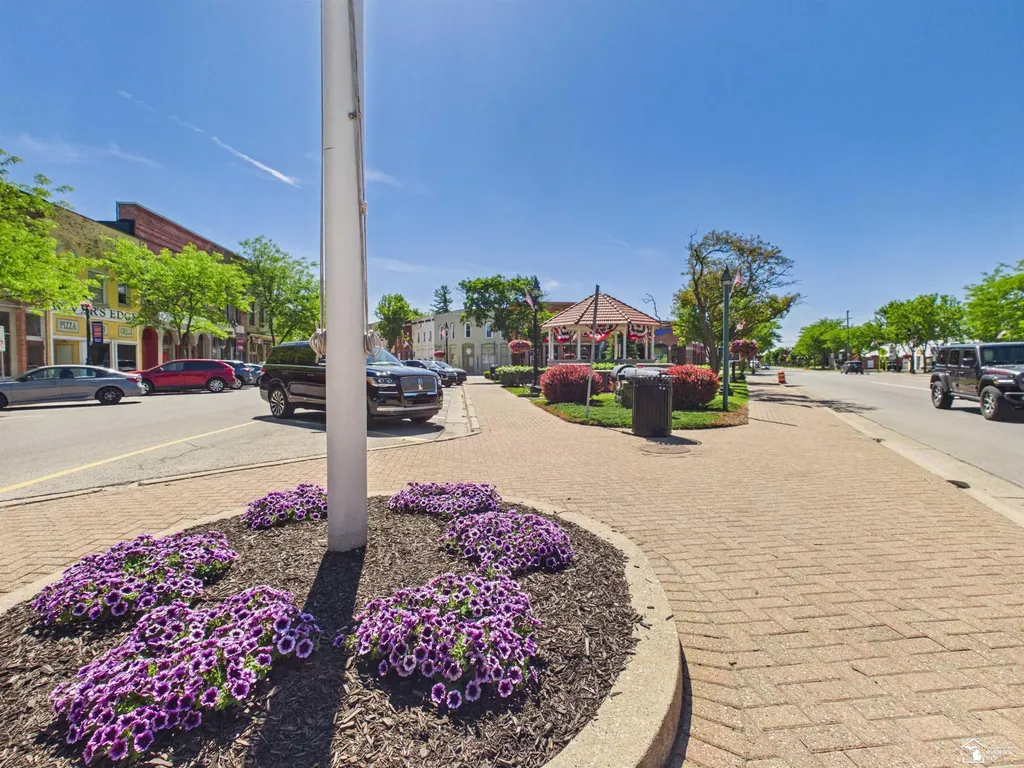 116 Tecumseh Street Dundee Township MI 48131