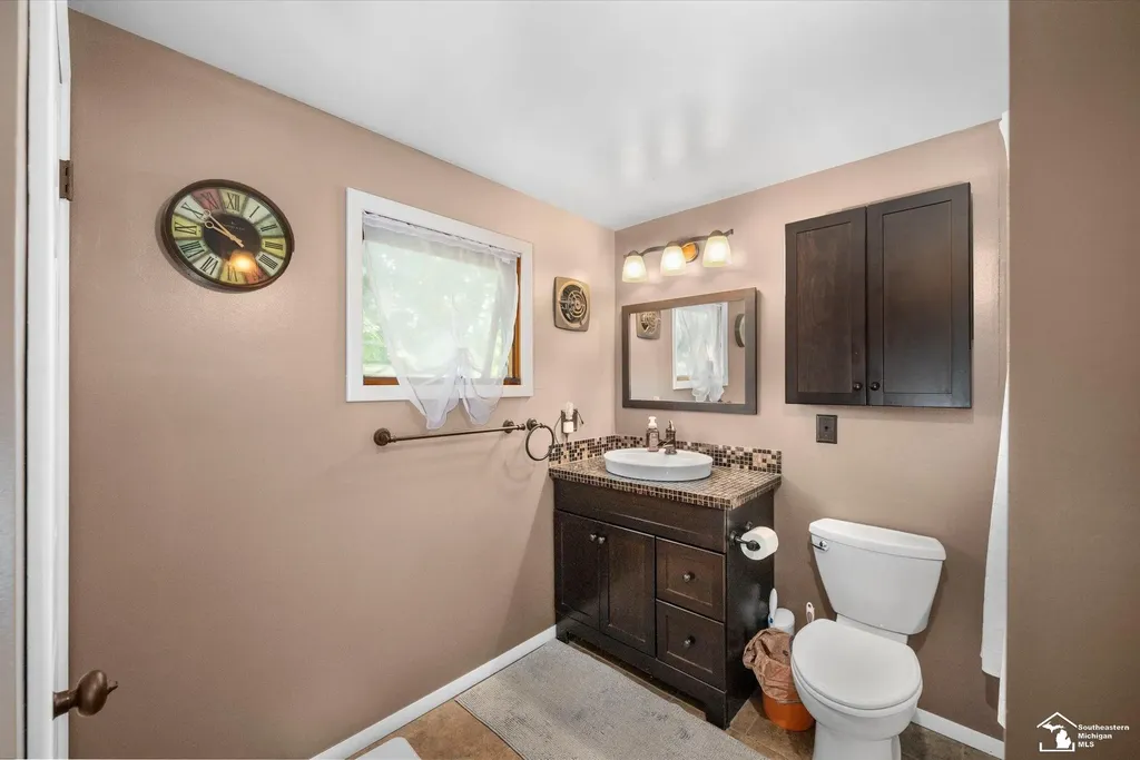 303 E 6th Street Monroe City MI 48161
