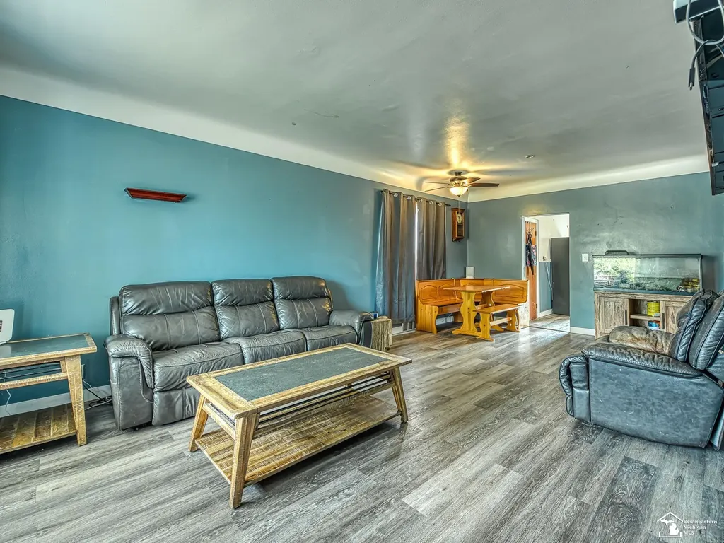 6657 Westpoint Street Taylor City MI 48180