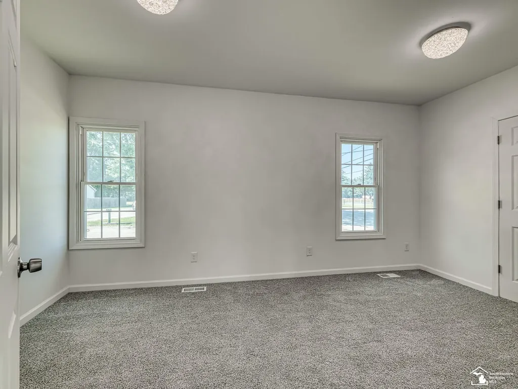 8237 Lewis Avenue Bedford Township MI 48182