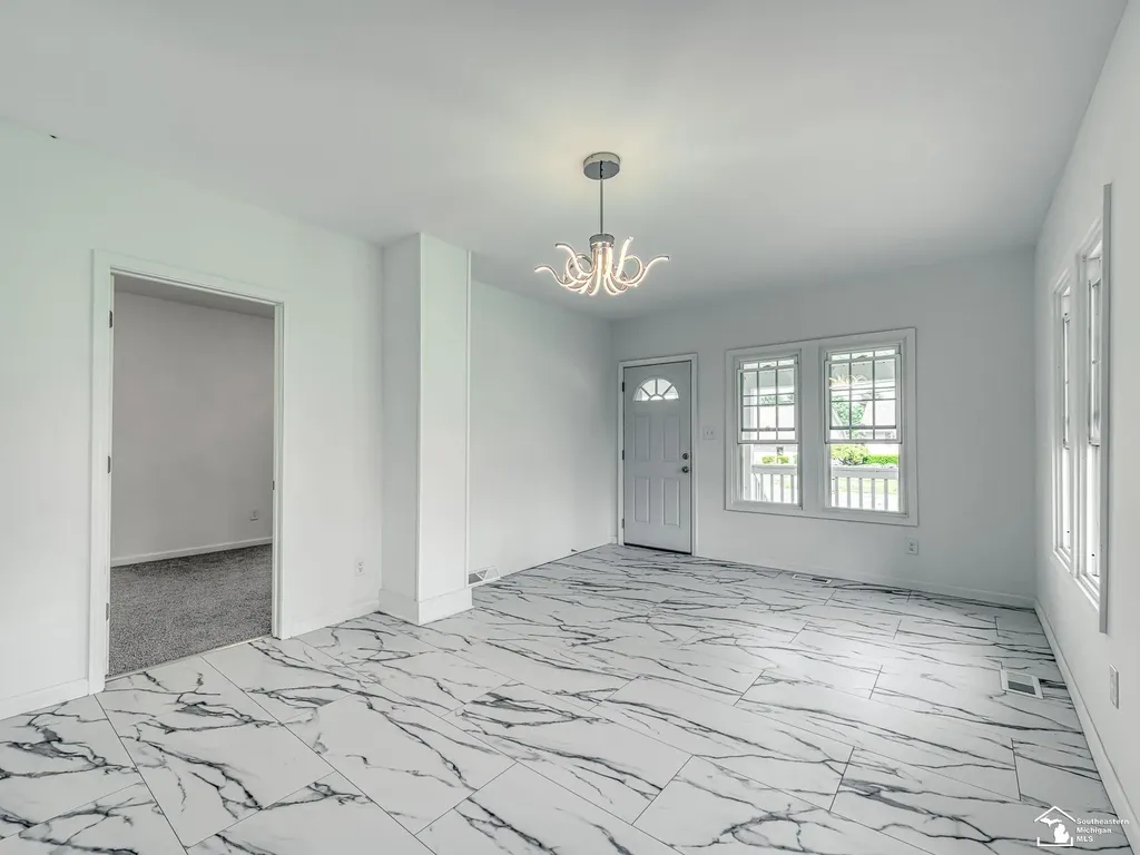 8237 Lewis Avenue Bedford Township MI 48182