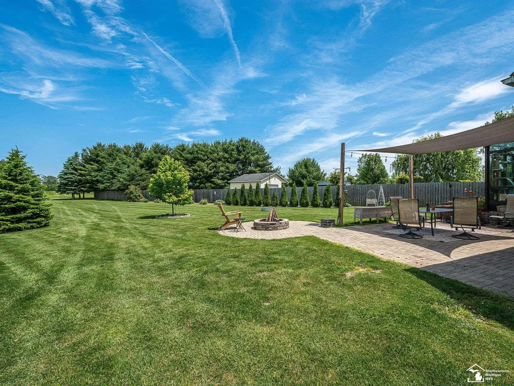 8910 Baldwin Road Maybee Village MI 48162