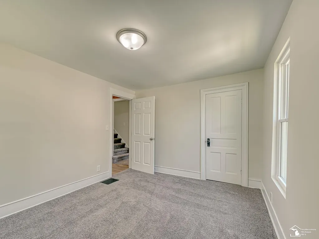 511 Wadsworth Street Monroe City MI 48161