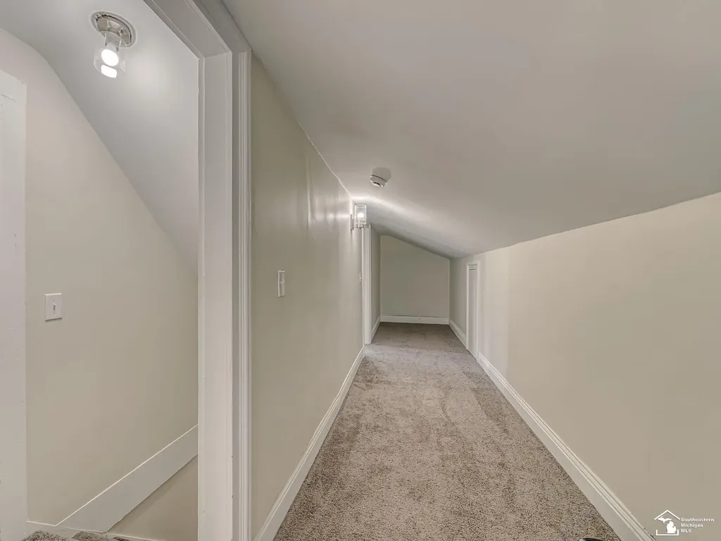 511 Wadsworth Street Monroe City MI 48161