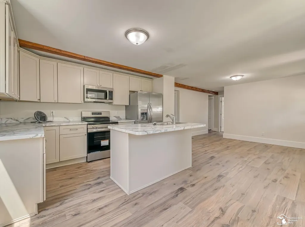 511 Wadsworth Street Monroe City MI 48161