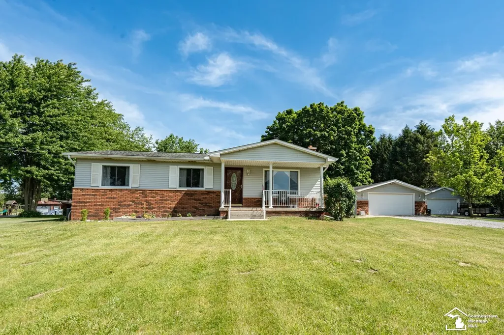 7767 Milan Oakville Road Augusta Charter Township MI 48160