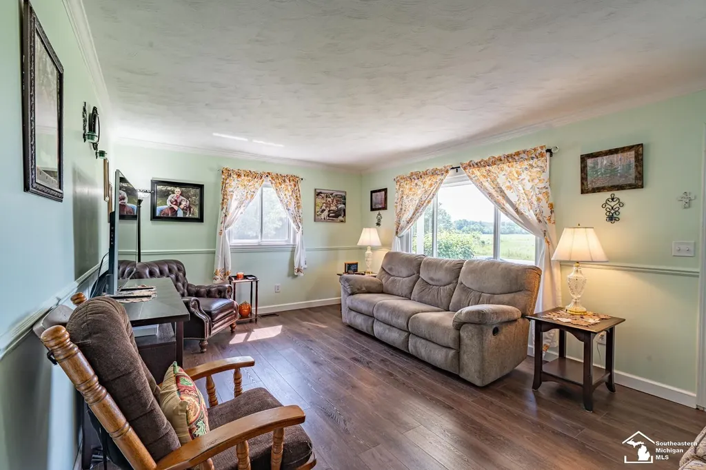 7767 Milan Oakville Road Augusta Charter Township MI 48160