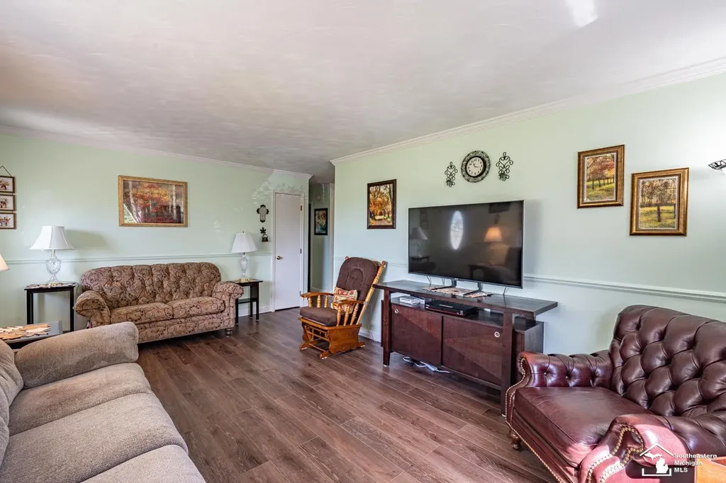 7767 Milan Oakville Road Augusta Charter Township MI 48160