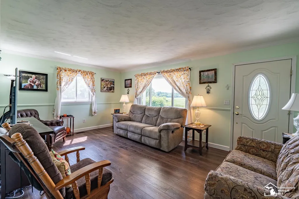 7767 Milan Oakville Road Augusta Charter Township MI 48160