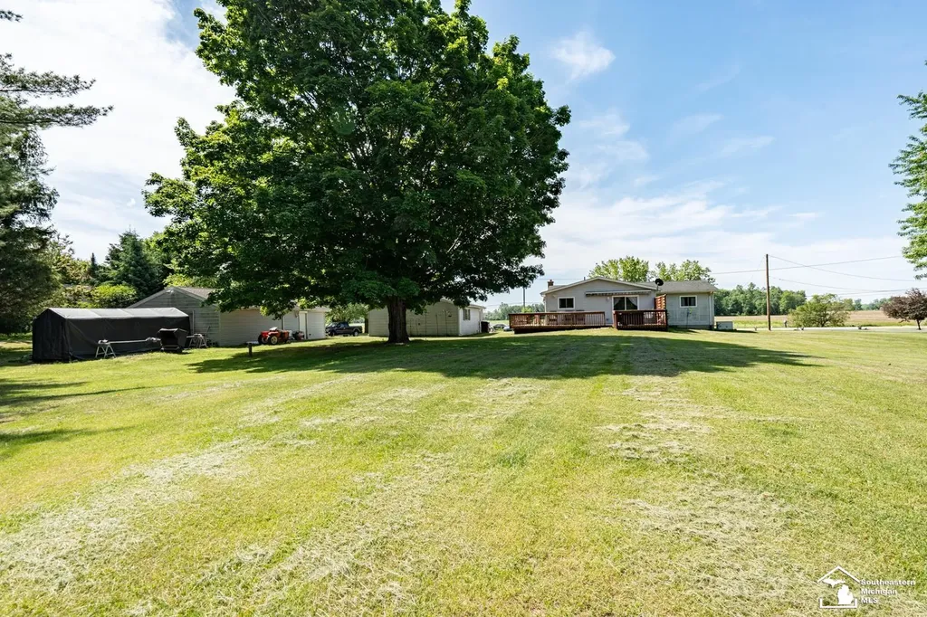 7767 Milan Oakville Road Augusta Charter Township MI 48160