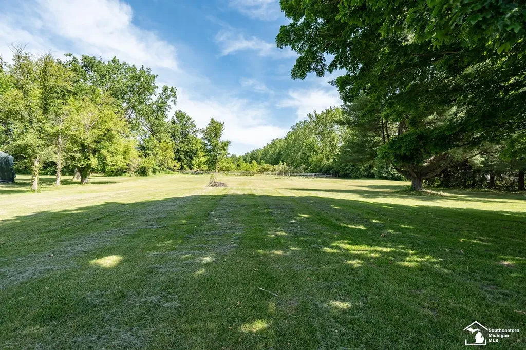 7767 Milan Oakville Road Augusta Charter Township MI 48160