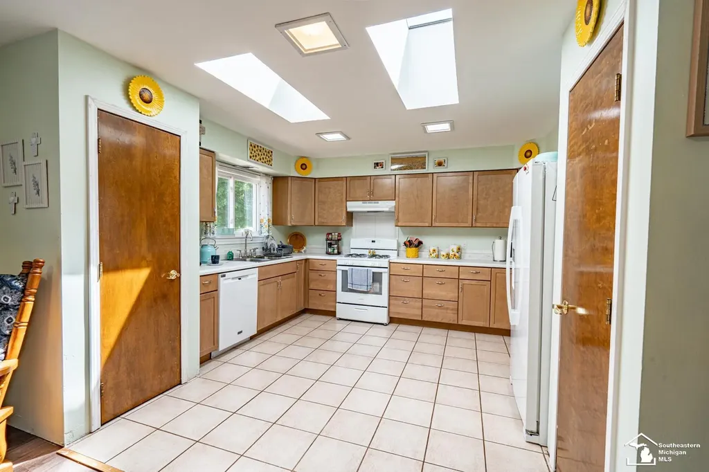 7767 Milan Oakville Road Augusta Charter Township MI 48160