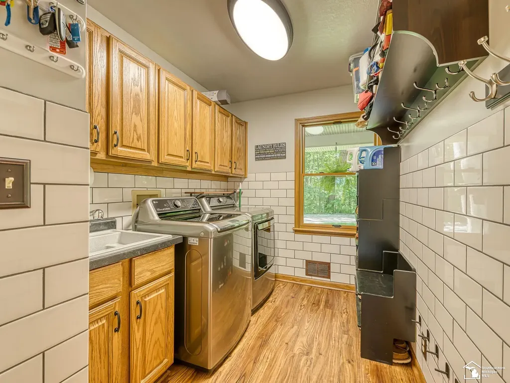 1326 S Raisinville Road Raisinville Township MI 48161
