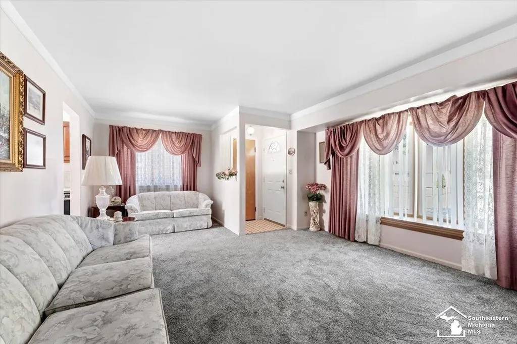 15136 Poplar Street Southgate City MI 48195