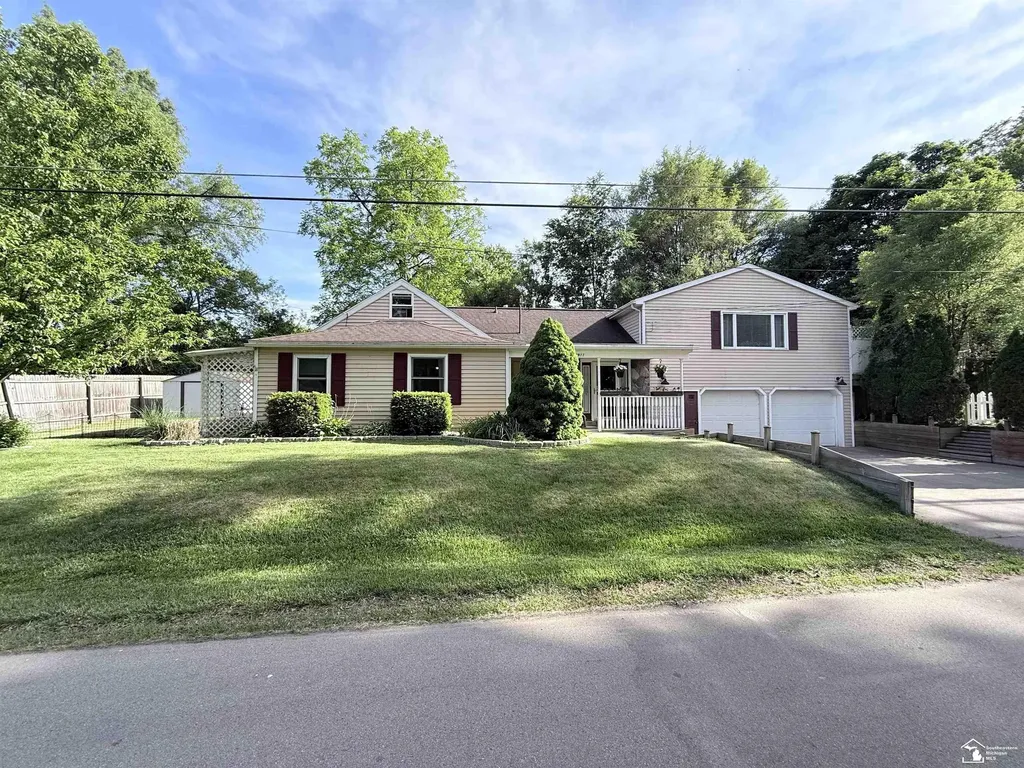 2911 Whitlock Road Blackman Charter Township MI 49202