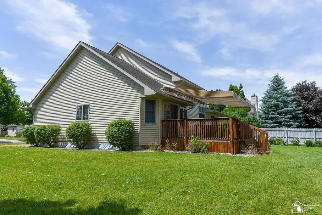 860 Plank Street Dundee Village MI 48131