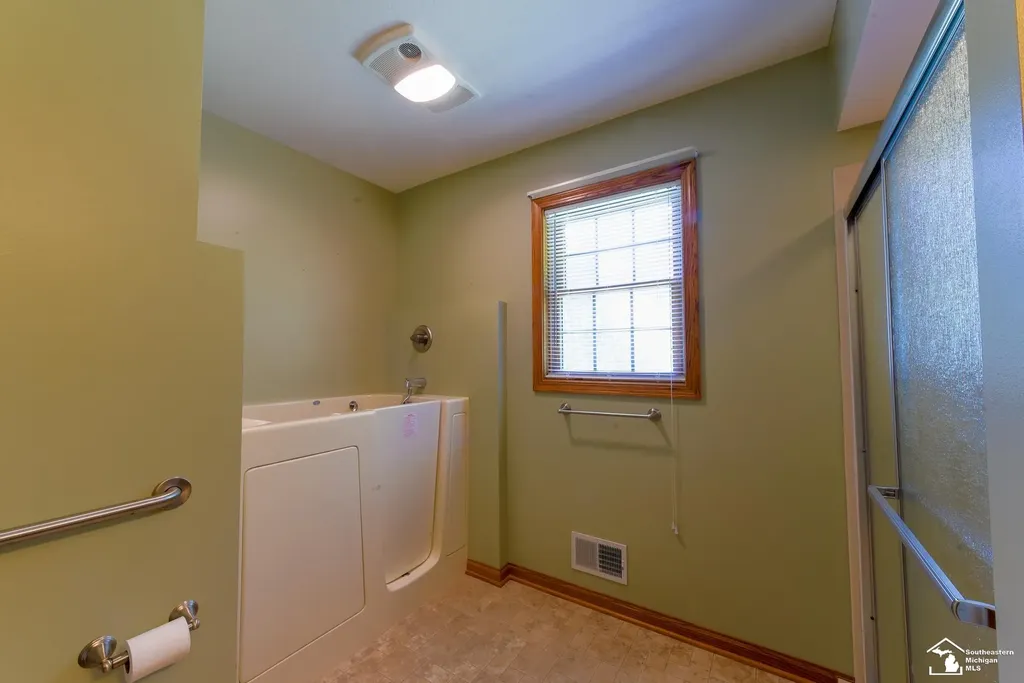 860 Plank Street Dundee Village MI 48131