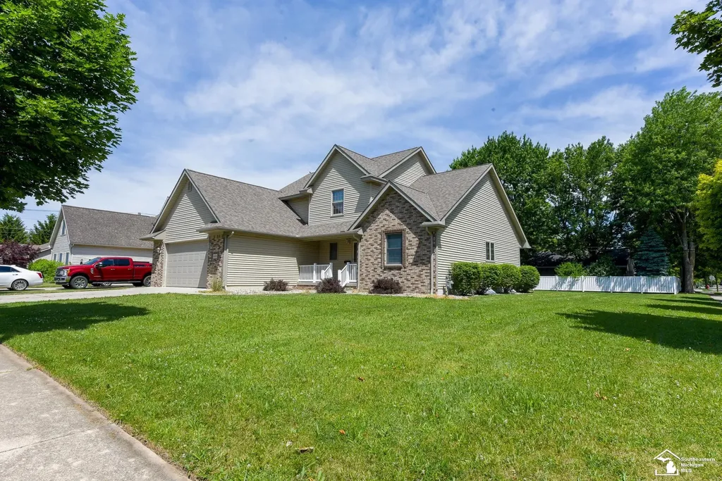 860 Plank Street Dundee Village MI 48131