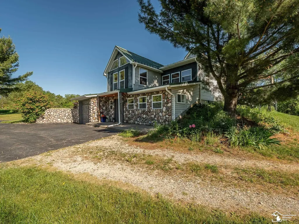 123 S Freer Road Lima Township MI 48118
