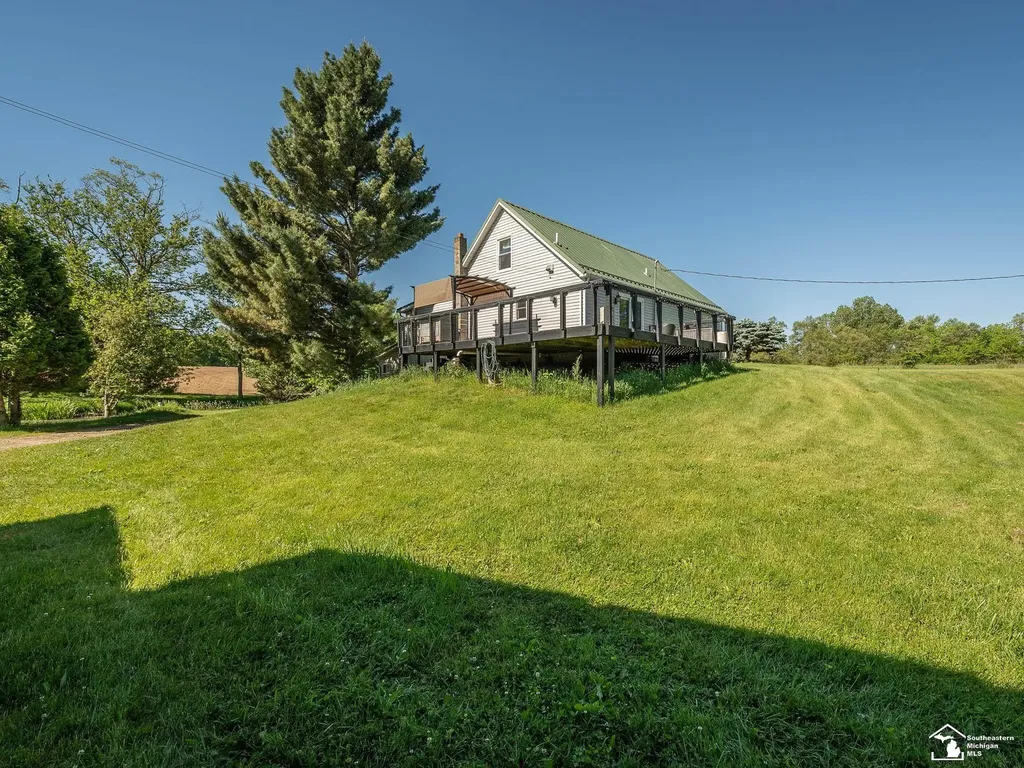 123 S Freer Road Lima Township MI 48118