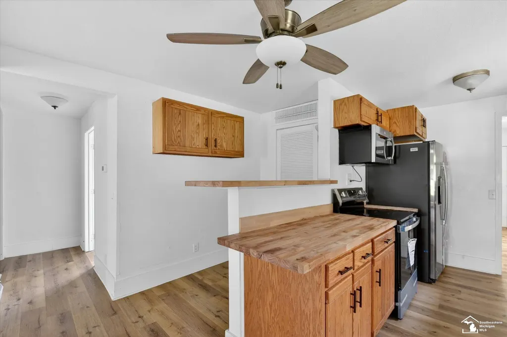 5813 W Temperance Road Whiteford Township MI 49267