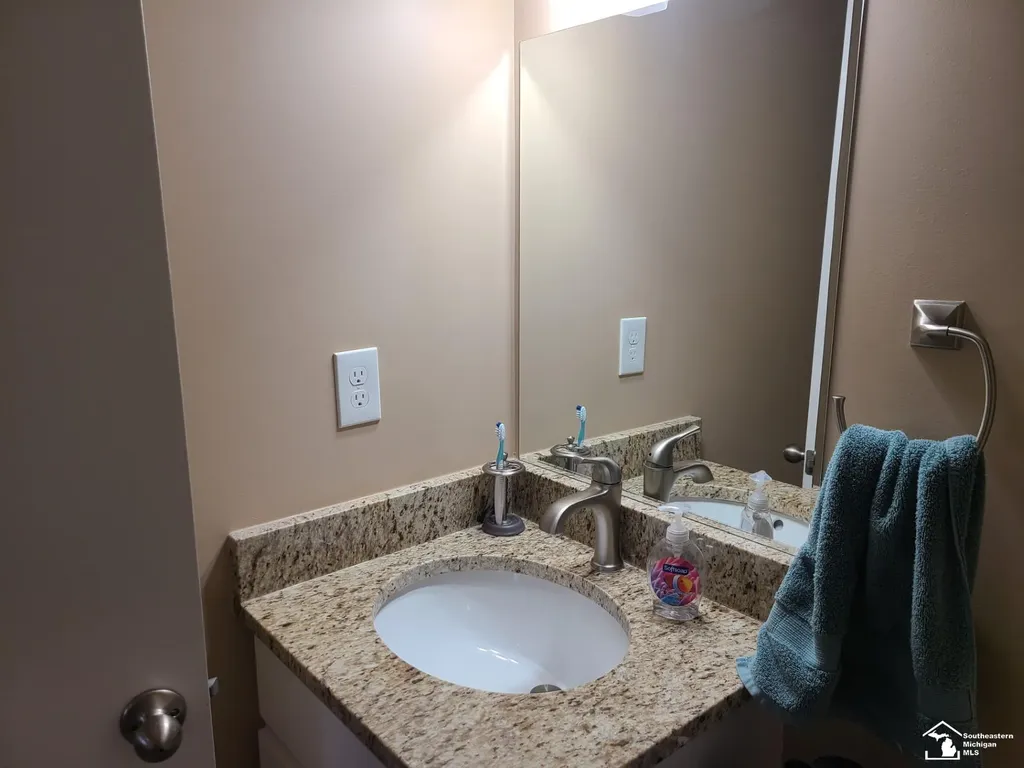 523 John Anderson Court Monroe City MI 48162