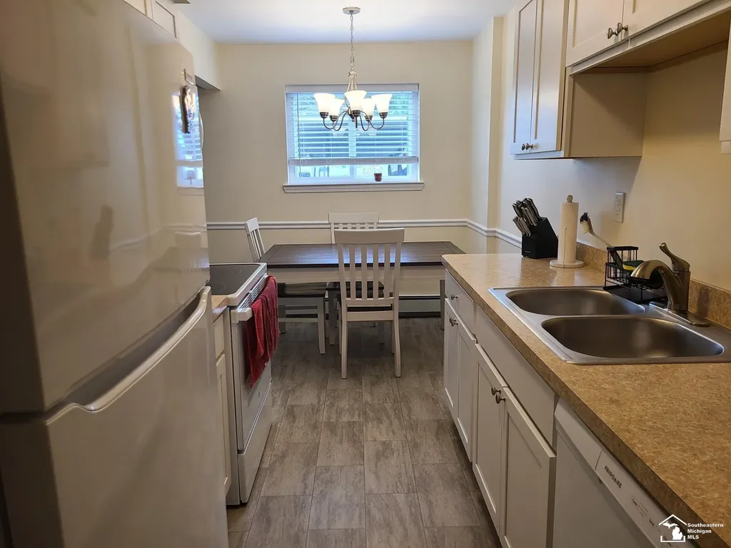 523 John Anderson Court Monroe City MI 48162