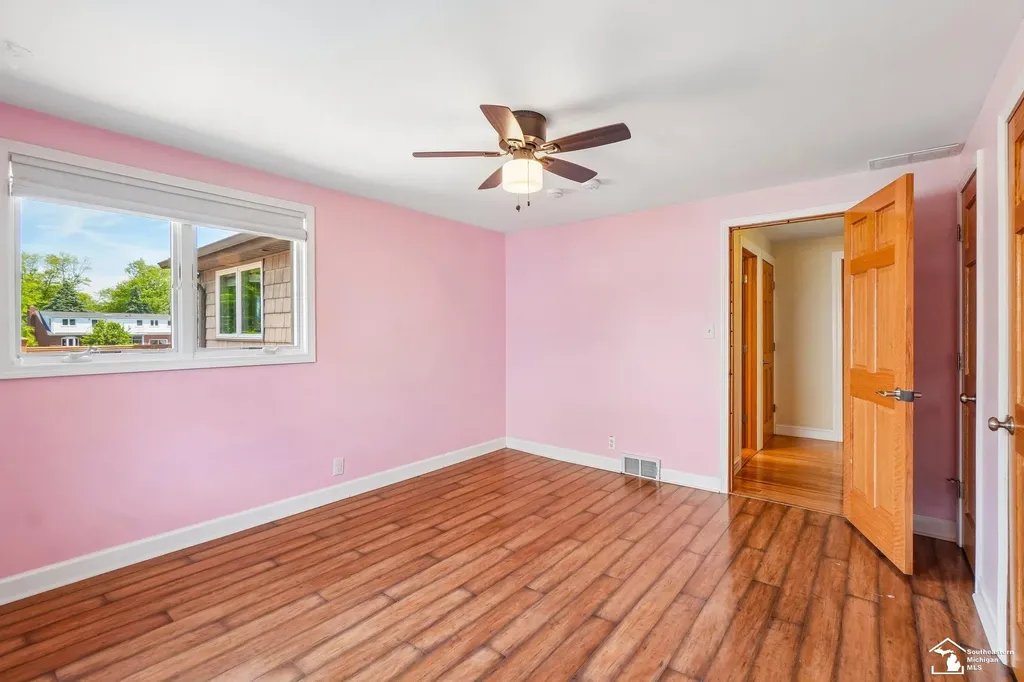 28395 Swan Island Drive Grosse Ile Township MI 48138