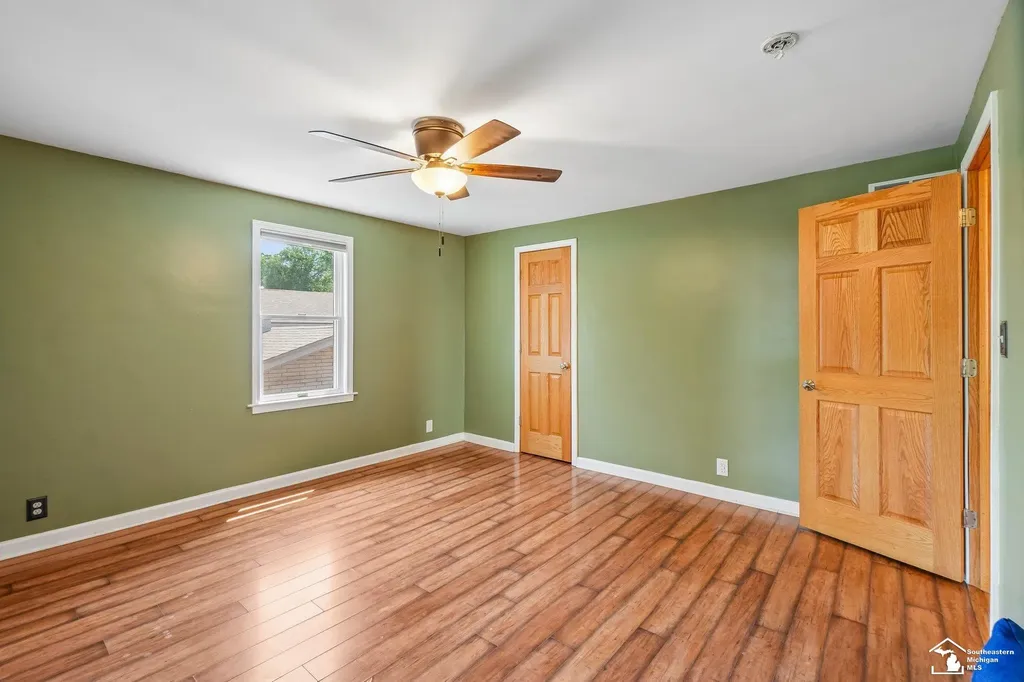 28395 Swan Island Drive Grosse Ile Township MI 48138