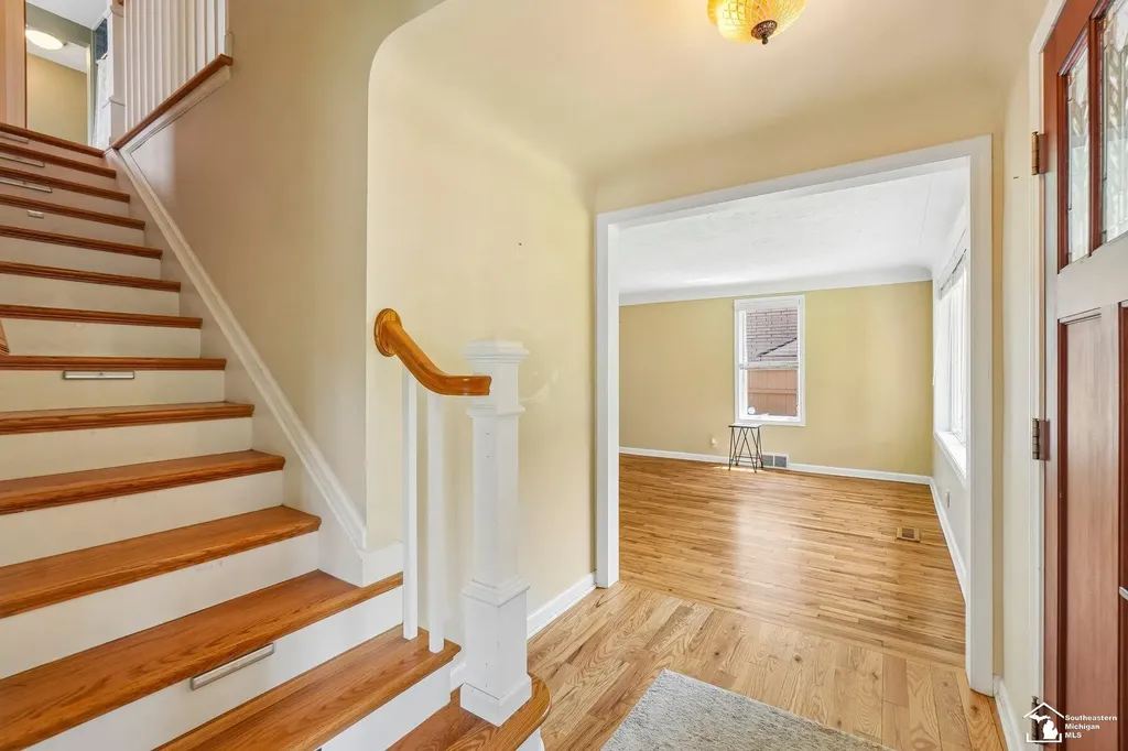 28395 Swan Island Drive Grosse Ile Township MI 48138