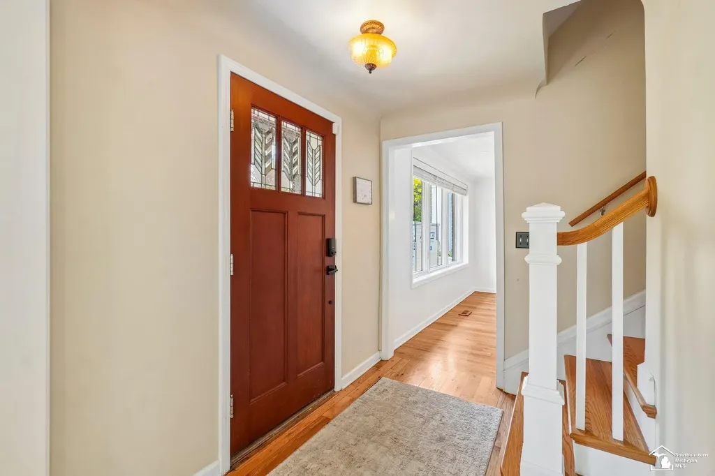 28395 Swan Island Drive Grosse Ile Township MI 48138