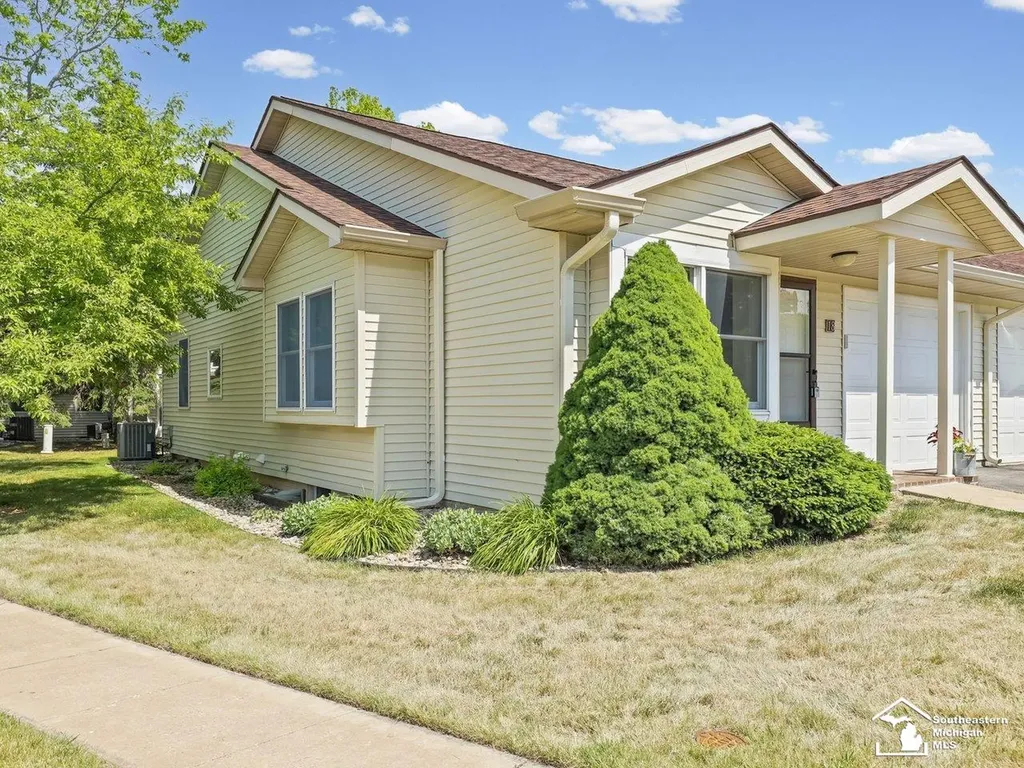 729 Clark Street Tecumseh City MI 49286