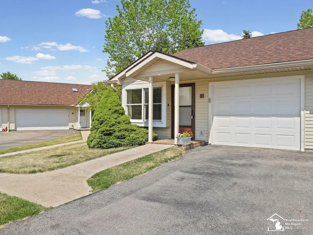 729 Clark Street Tecumseh City MI 49286