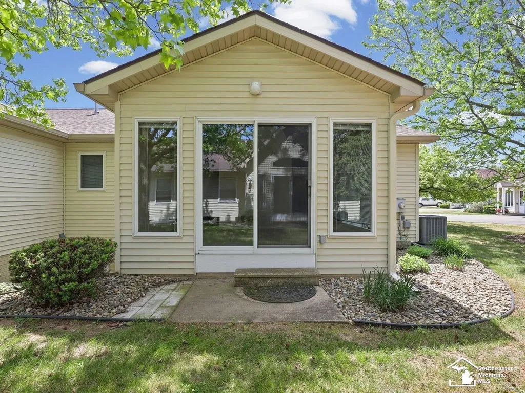 729 Clark Street Tecumseh City MI 49286