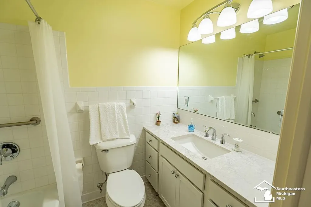 14950 Nobil Drive Monroe Charter Township MI 48161