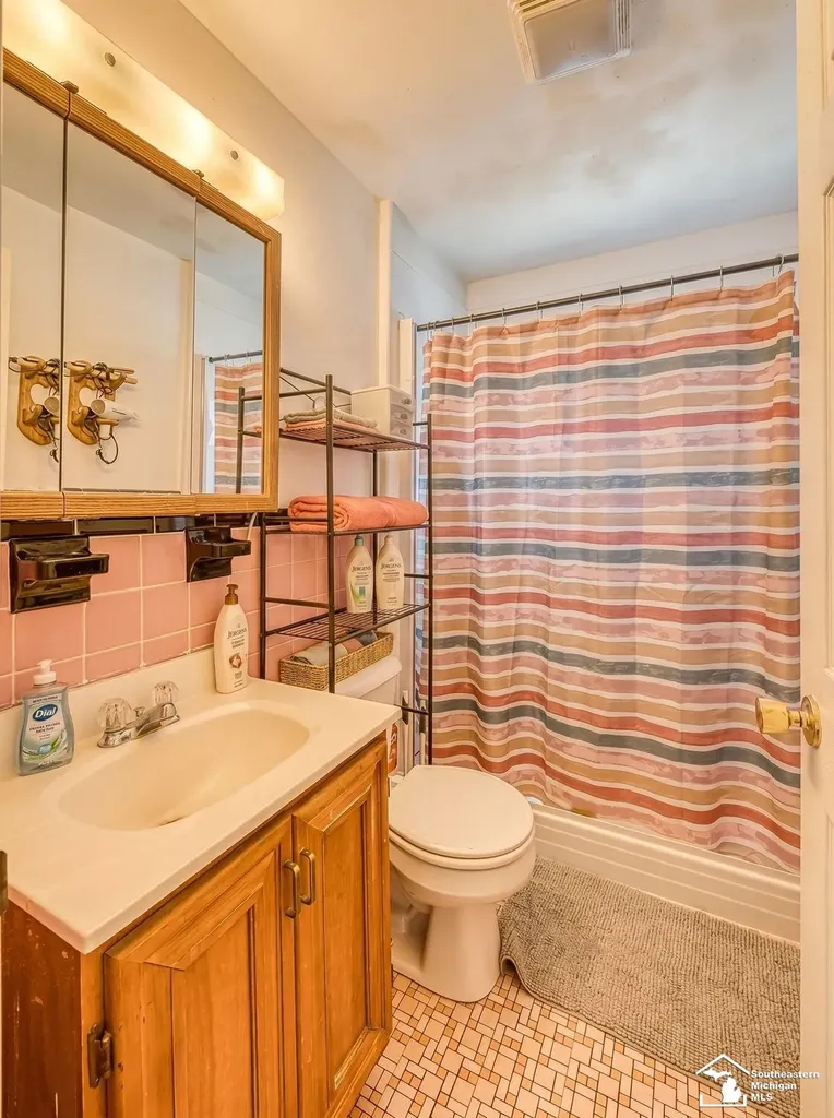 1263 Maple Boulevard Monroe City MI 48162