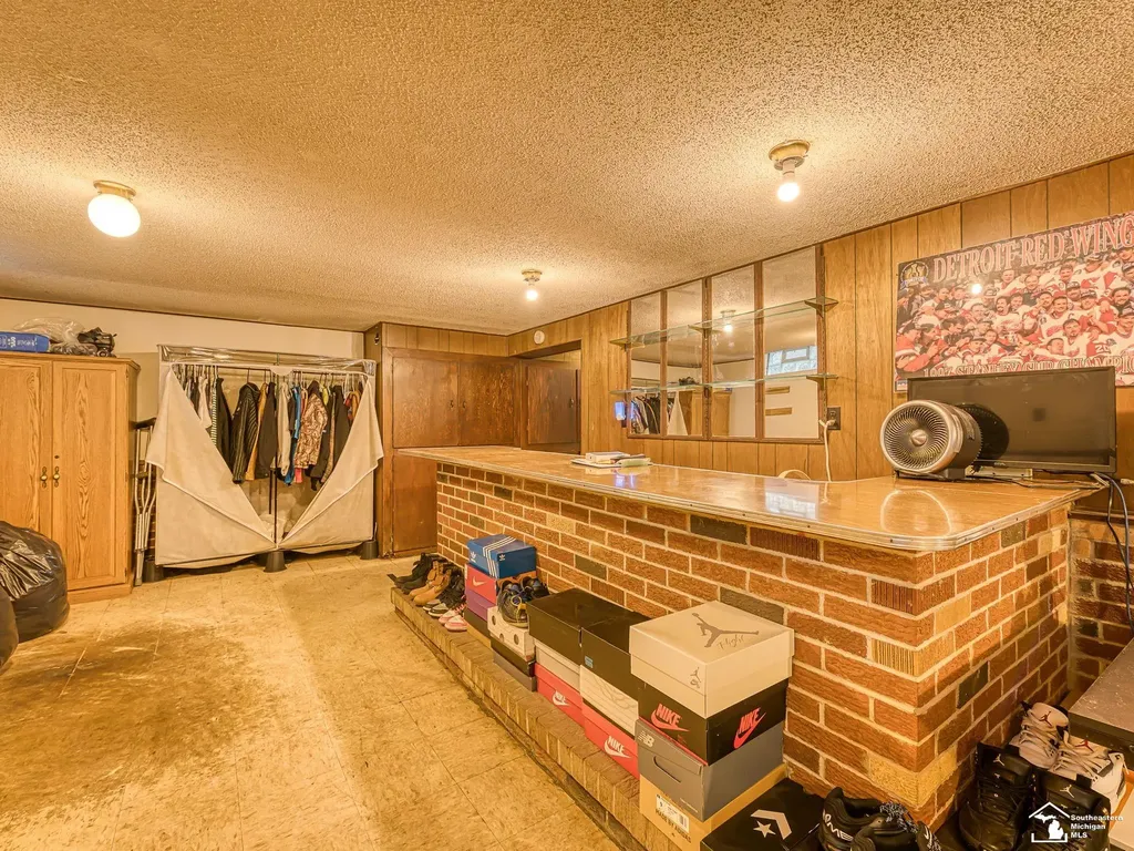 1263 Maple Boulevard Monroe City MI 48162