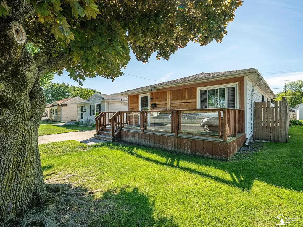 1263 Maple Boulevard Monroe City MI 48162