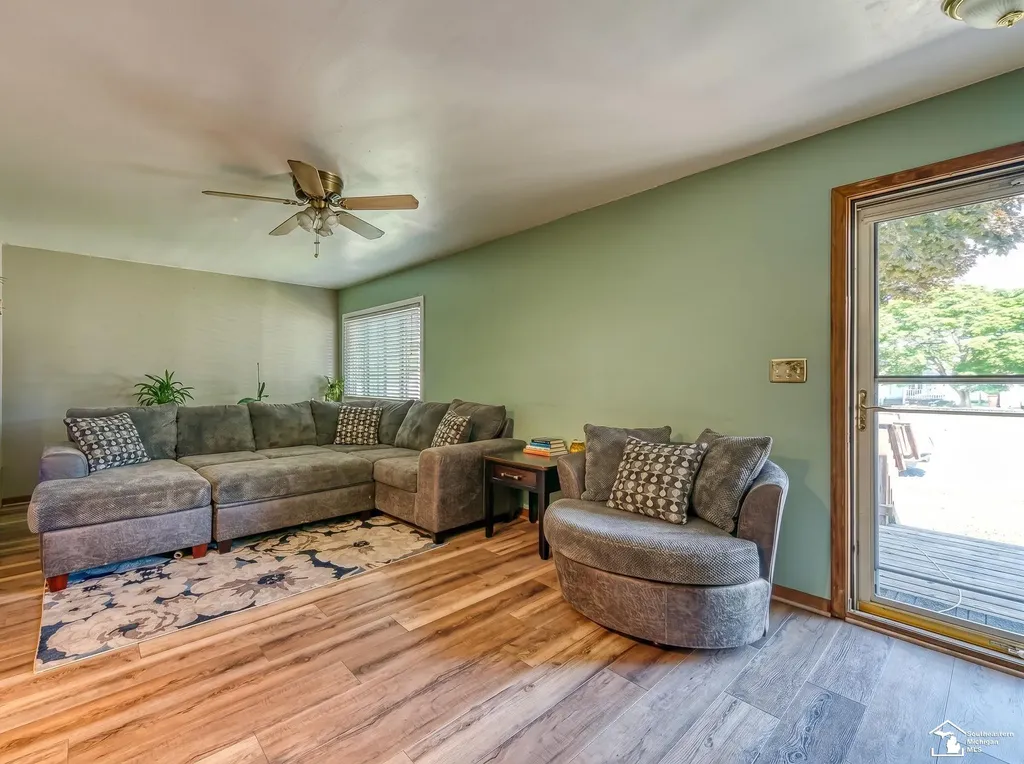 1263 Maple Boulevard Monroe City MI 48162
