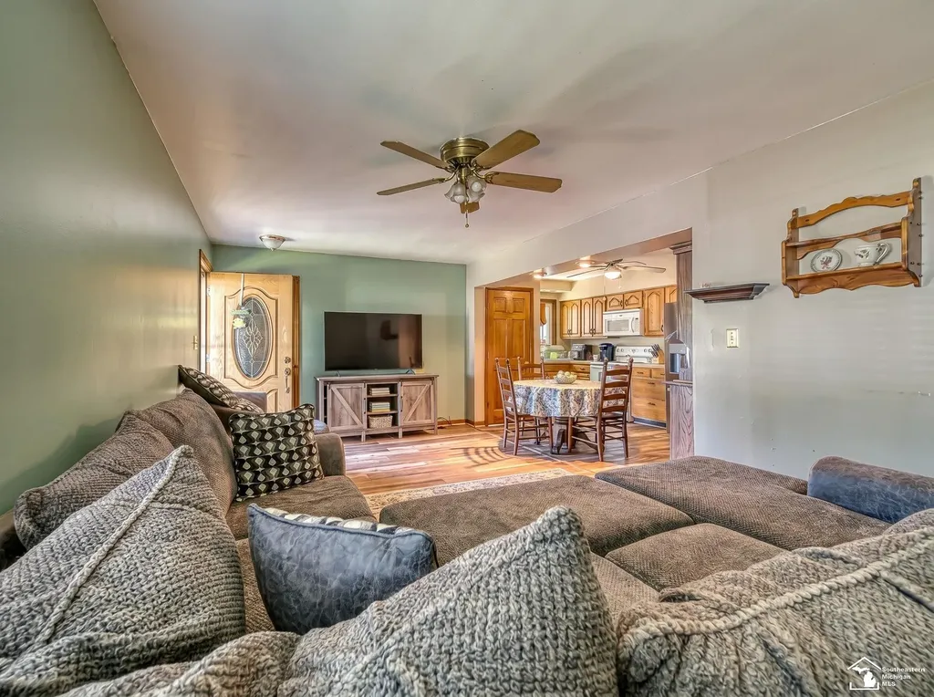 1263 Maple Boulevard Monroe City MI 48162