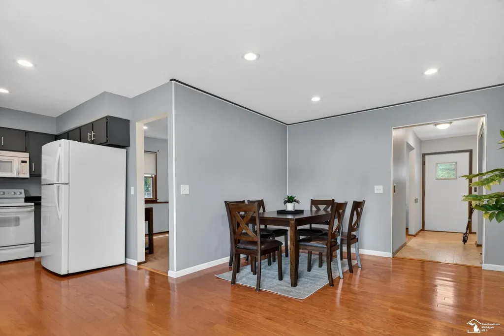 7576 Chapelview Court Bedford Township MI 48182