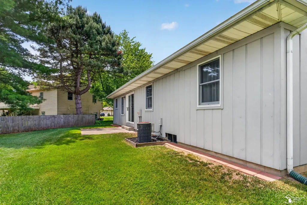 7576 Chapelview Court Bedford Township MI 48182
