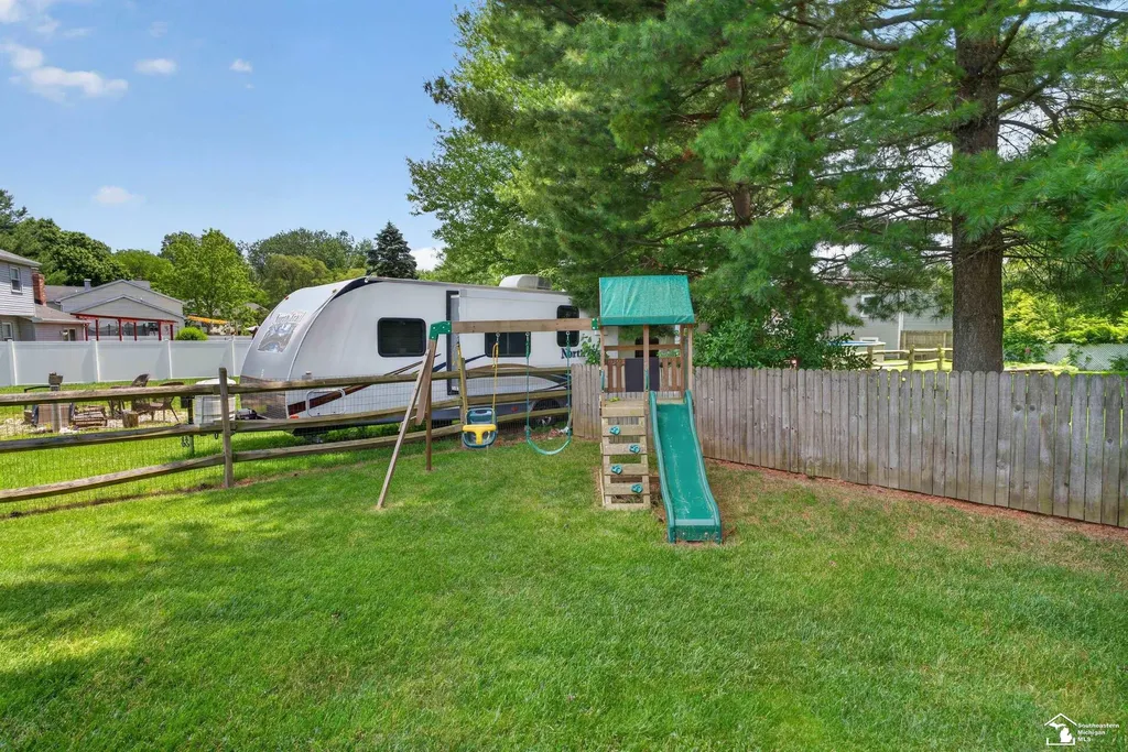 7576 Chapelview Court Bedford Township MI 48182
