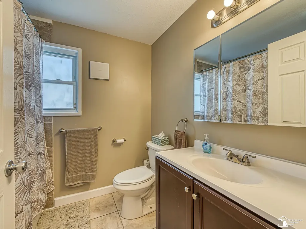 1149 W Dean Road Bedford Township MI 48182