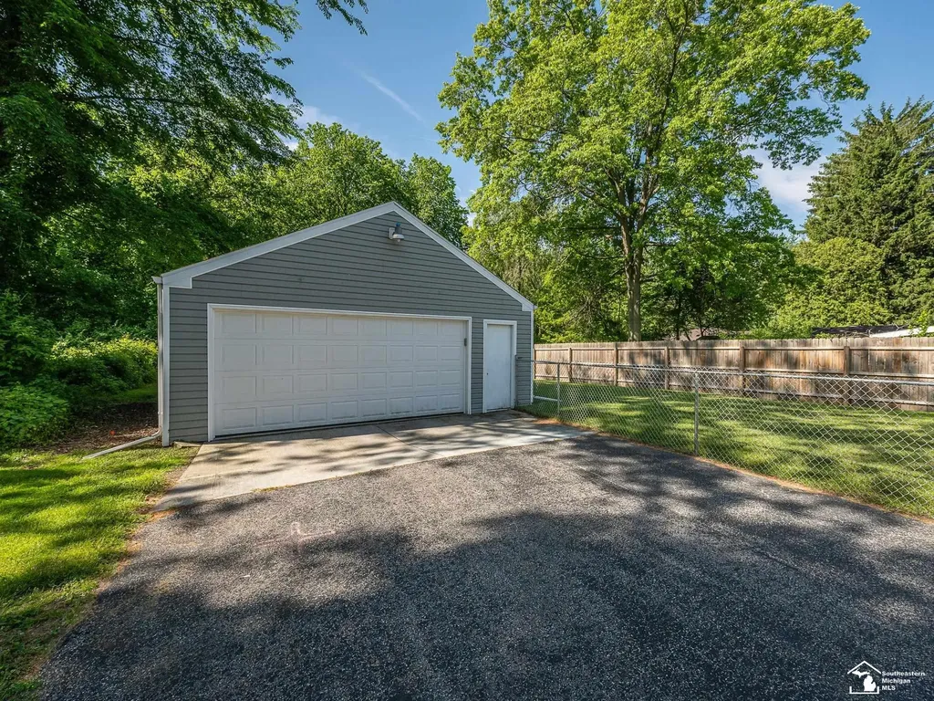 1149 W Dean Road Bedford Township MI 48182