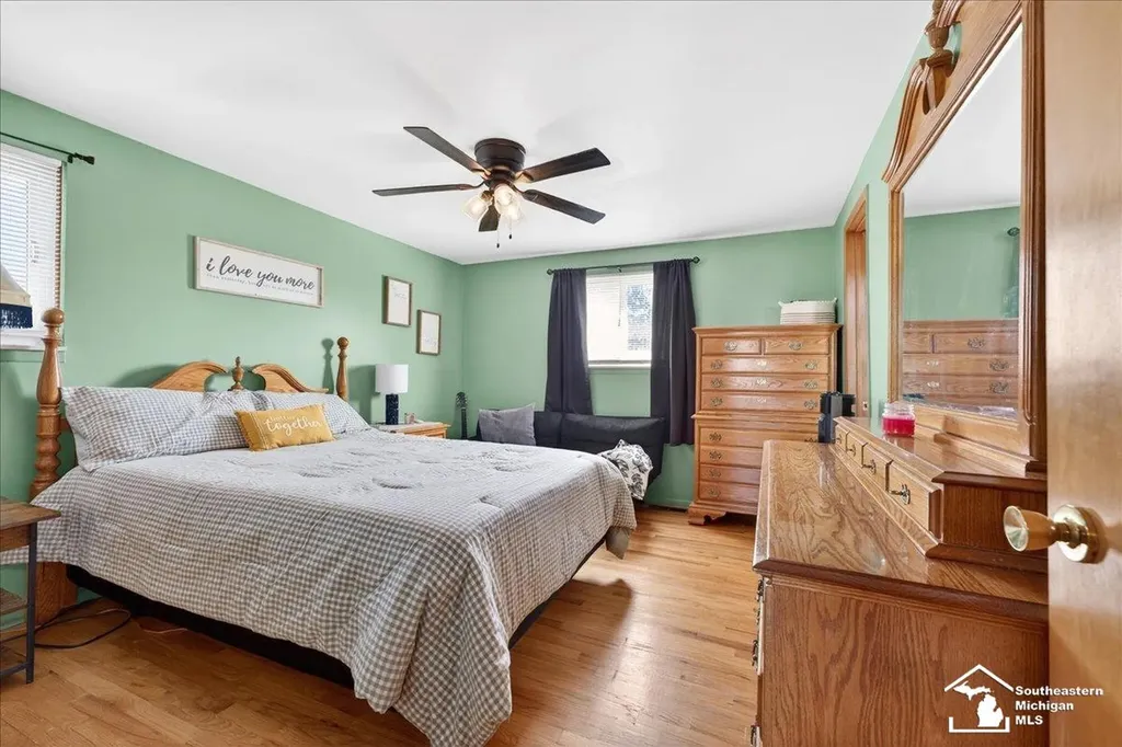 15517 Susan Street Southgate City MI 48195
