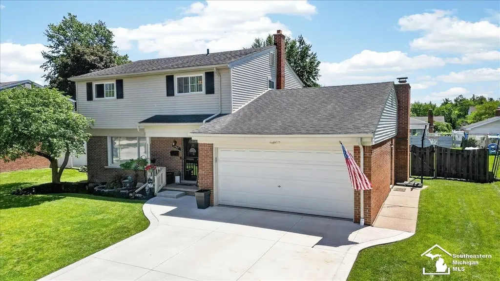 15517 Susan Street Southgate City MI 48195